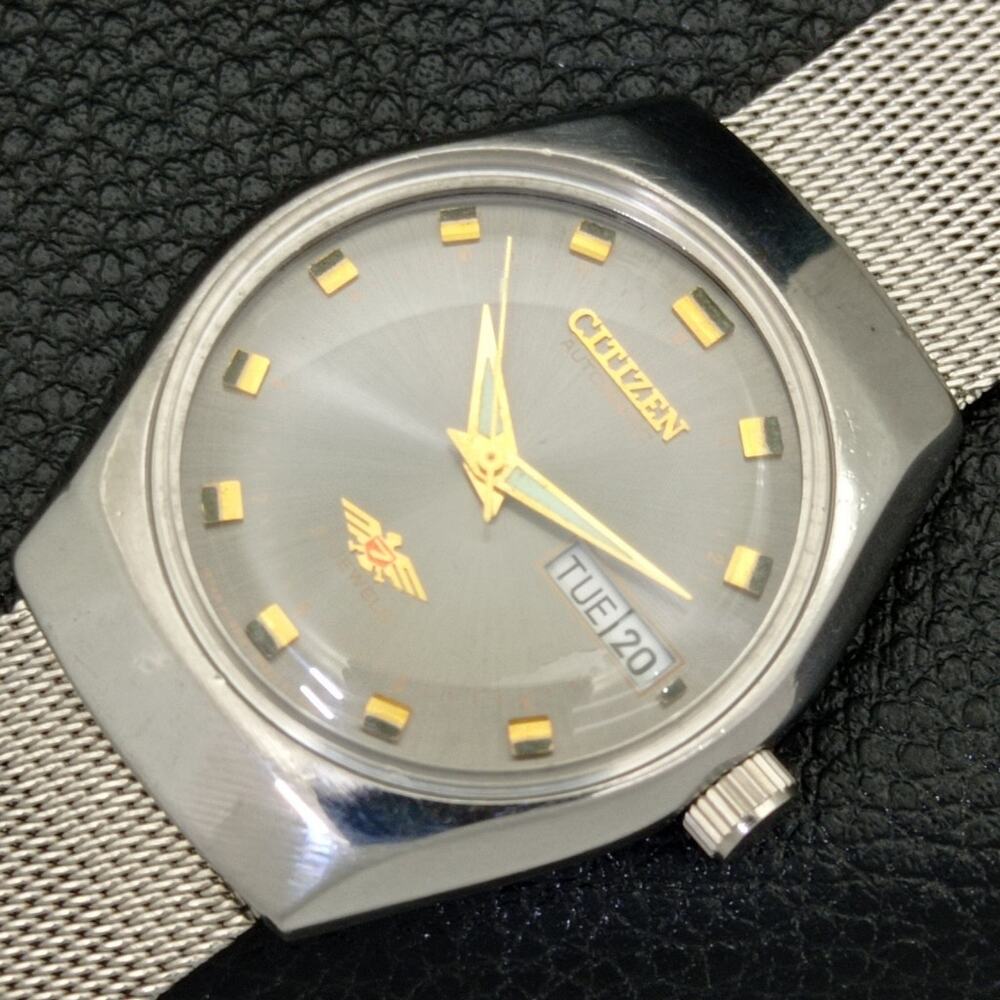 Vintage 1973 Citizen Automatic Mens Silver Watch W/daydate & Gold accents - Picture 6 of 9